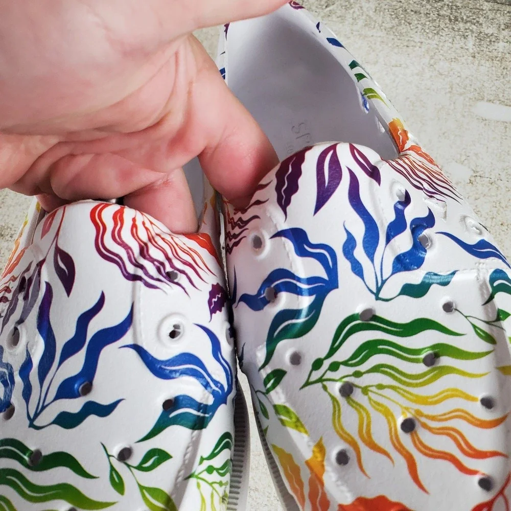 Sperry Authentic Original Float Pride Boat Shoes Womens Sz 5 M Multi Slip On